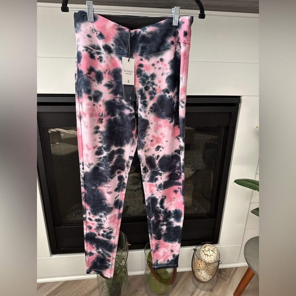 NWT LUX LEISURE BY NEON BUDDHA TIE DIE BLU/PINK SIZE SMALL HIGH END LEGGINGS